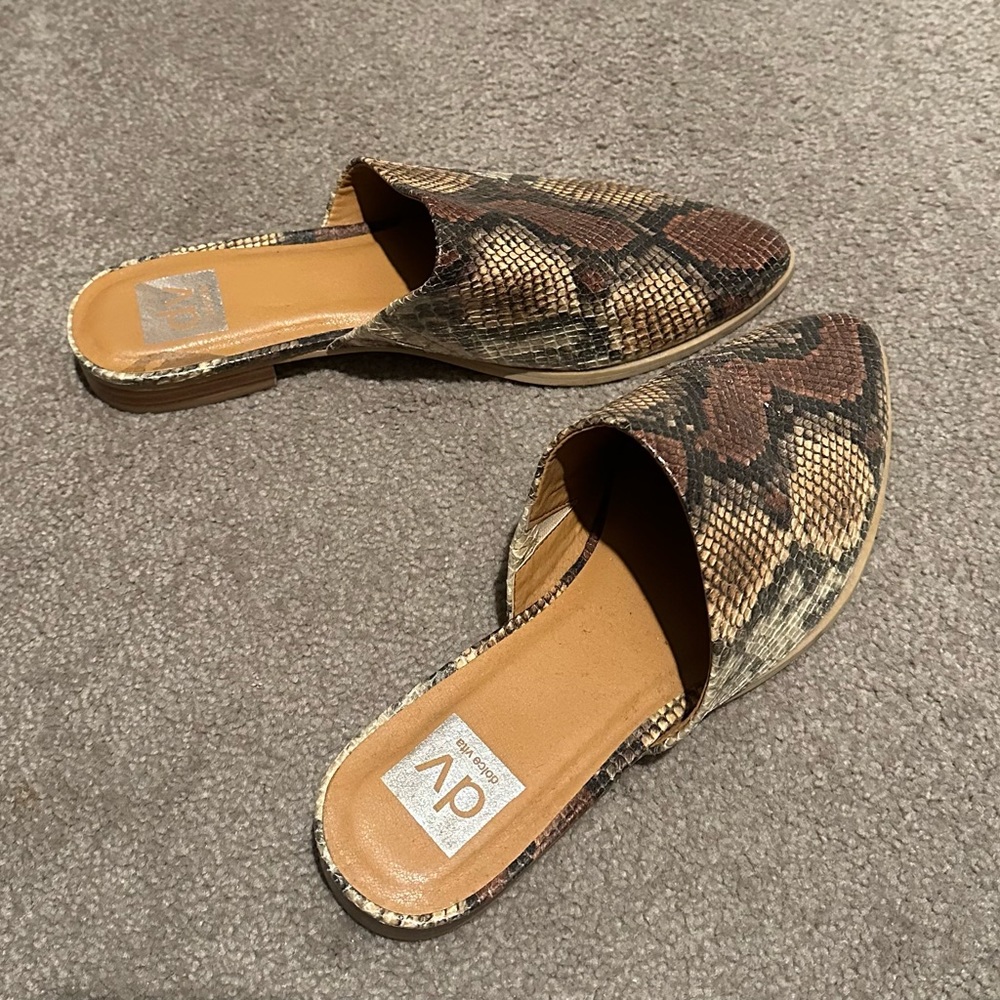 DV by Dolce Vita snake print mules - size 10